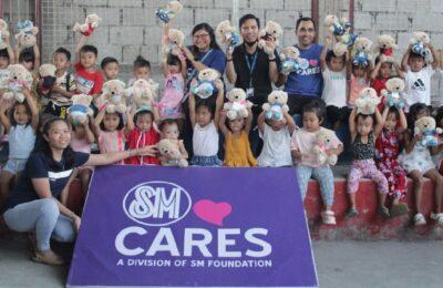 SM Bears of Joy Spreads Holiday Cheer to Children in Need